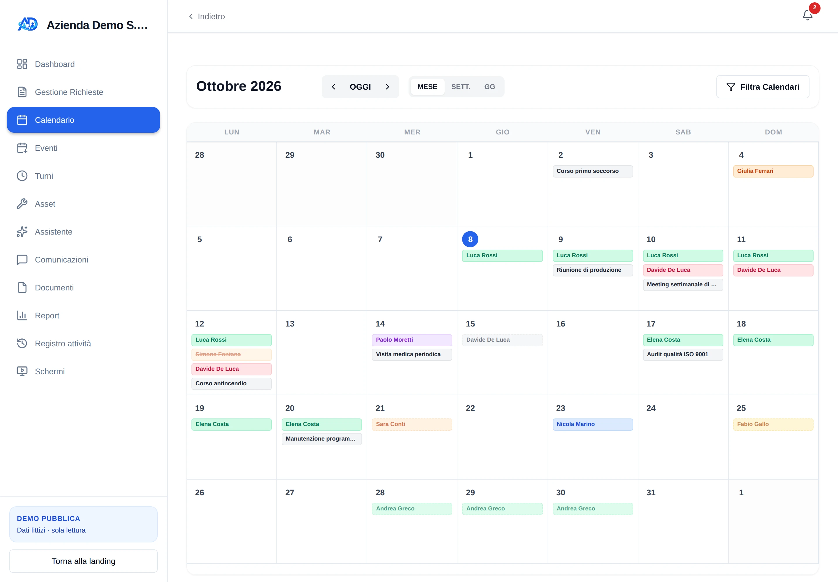 Calendario HumanDesk con eventi aziendali e assenze della squadra nello stesso mese